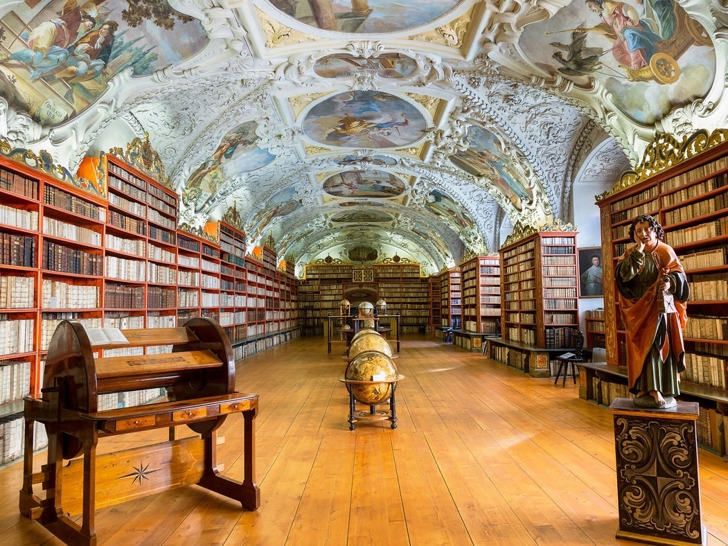 Strahov-Monastery-Alamy.jpg