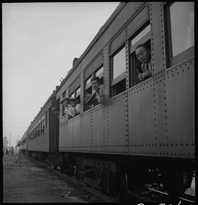 Lange Japanese Internment